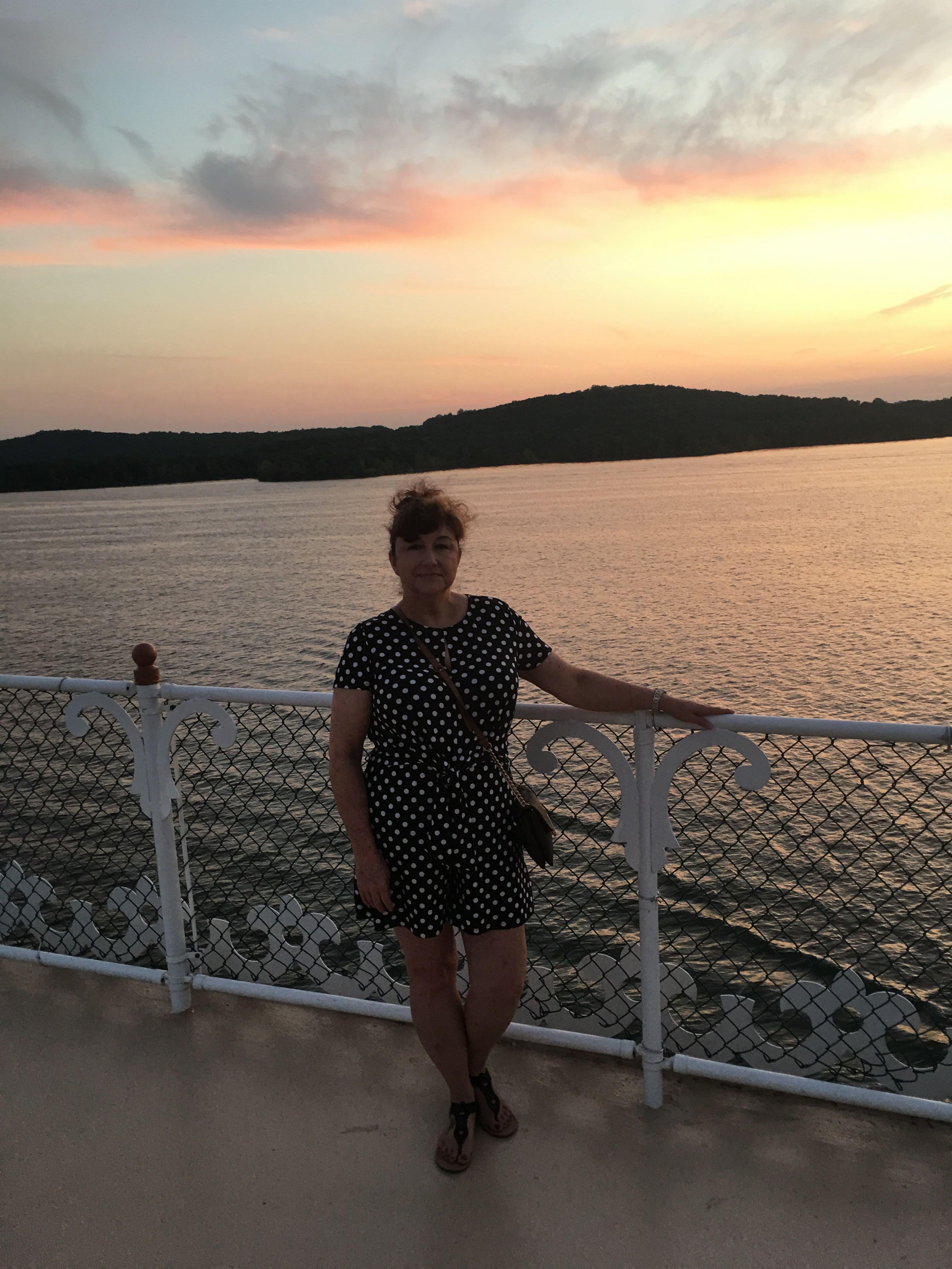 Showboat Branson Belle Lunch & Dinner Cruises