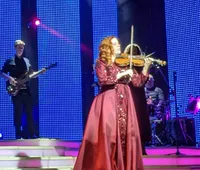 My husband and I absolutely loved this family show. This was our first show of our vacation and the bar was set high. We would go back again and again. What a talented family. XYZBrenda Sandbulte - George, IA