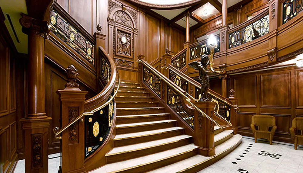 Titanic Museum Branson - Worlds Largest Titanic Museum Attraction