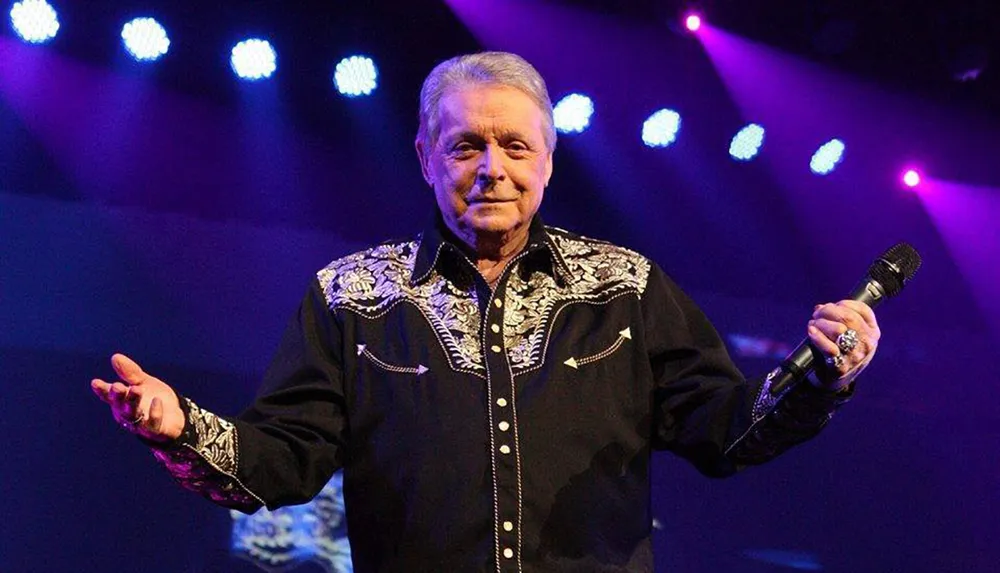 Mickey Gilley  Johnny Lee Urban Cowboys Ride Again