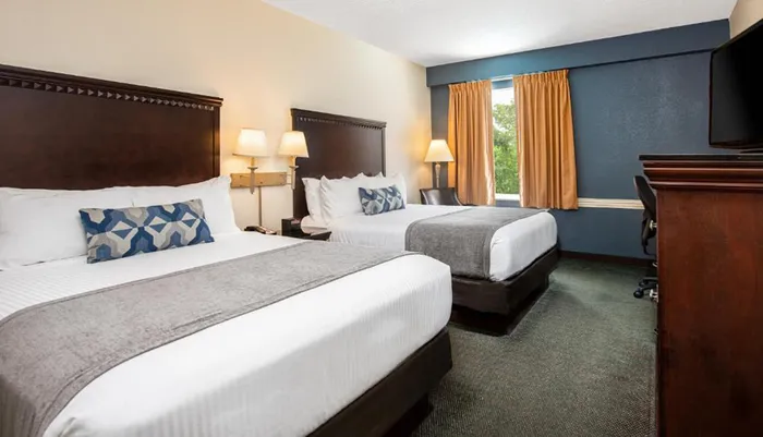 Savannah House Hotel Room Photos