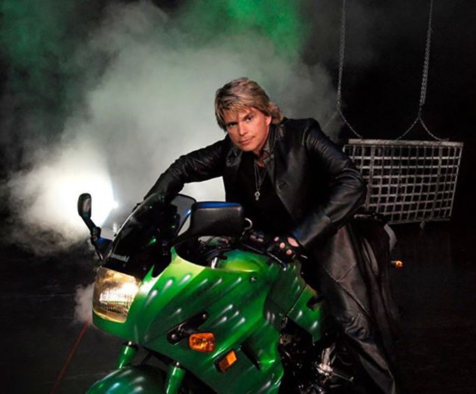 Kirby VanBurch Magic Show